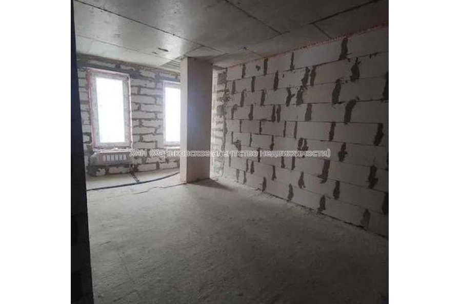 Продам квартиру, Гвардейцев Широнинцев ул. , 2 кім., 62 м², без внутренних работ 