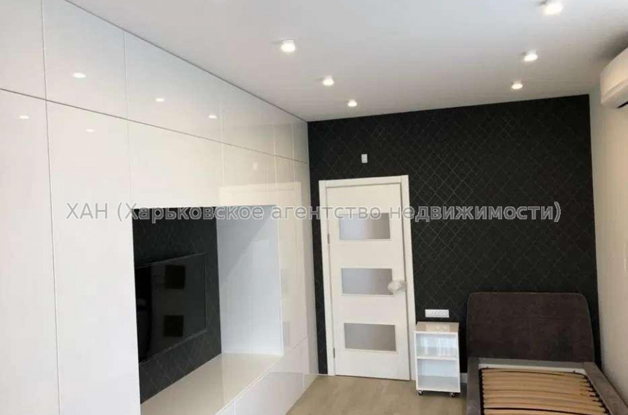 Продам квартиру, Клочковская ул. , 3  ком., 100 м², авторский дизайн 