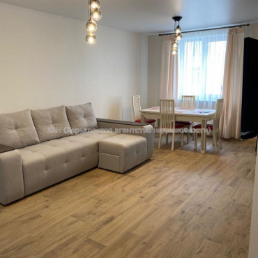 Продам квартиру, Героев Харькова просп. , 2 кім., 63 м², евроремонт 