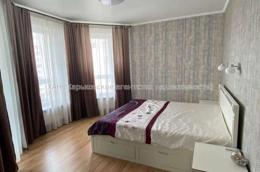 Продам квартиру, Героев Харькова просп. , 2 кім., 63 м², евроремонт 