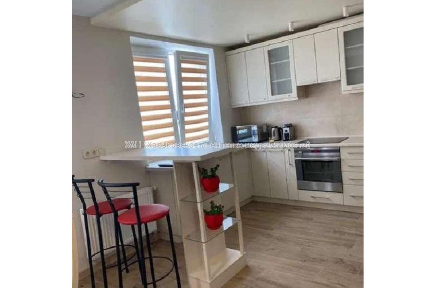 Продам квартиру, Героев Харькова просп. , 2 кім., 63 м², евроремонт 