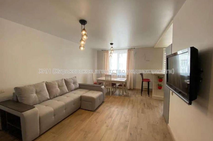 Продам квартиру, Героев Харькова просп. , 2 кім., 63 м², евроремонт 