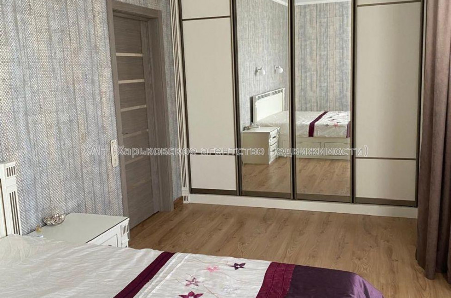 Продам квартиру, Героев Харькова просп. , 2 кім., 63 м², евроремонт 
