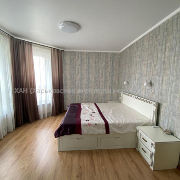 Продам квартиру, Героев Харькова просп. , 2 кім., 63 м², евроремонт 