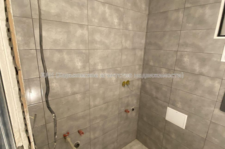 Продам квартиру, Бучмы ул. , 2 кім., 43 м², капитальный ремонт 