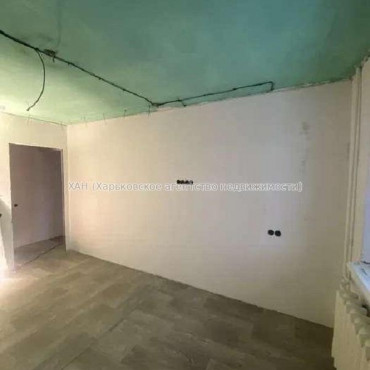 Продам квартиру, Бучмы ул. , 2 кім., 43 м², капитальный ремонт 