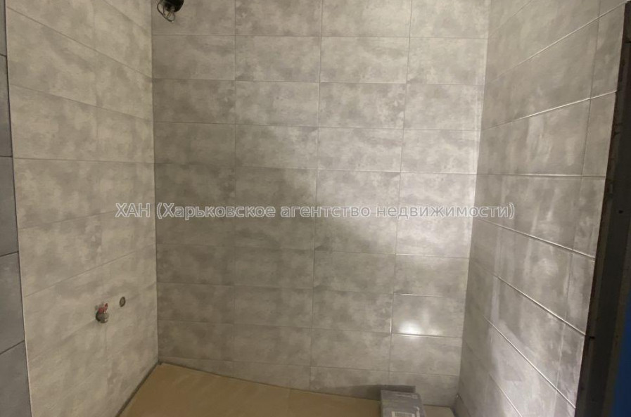 Продам квартиру, Бучмы ул. , 2 кім., 43 м², капитальный ремонт 