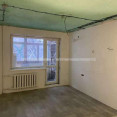 Продам квартиру, Бучмы ул. , 2 кім., 43 м², капитальный ремонт 