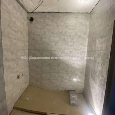 Продам квартиру, Бучмы ул. , 2 кім., 43 м², капитальный ремонт 