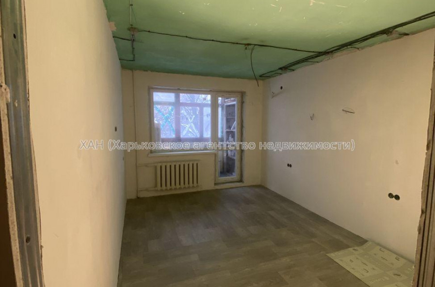 Продам квартиру, Бучмы ул. , 2 кім., 43 м², капитальный ремонт 