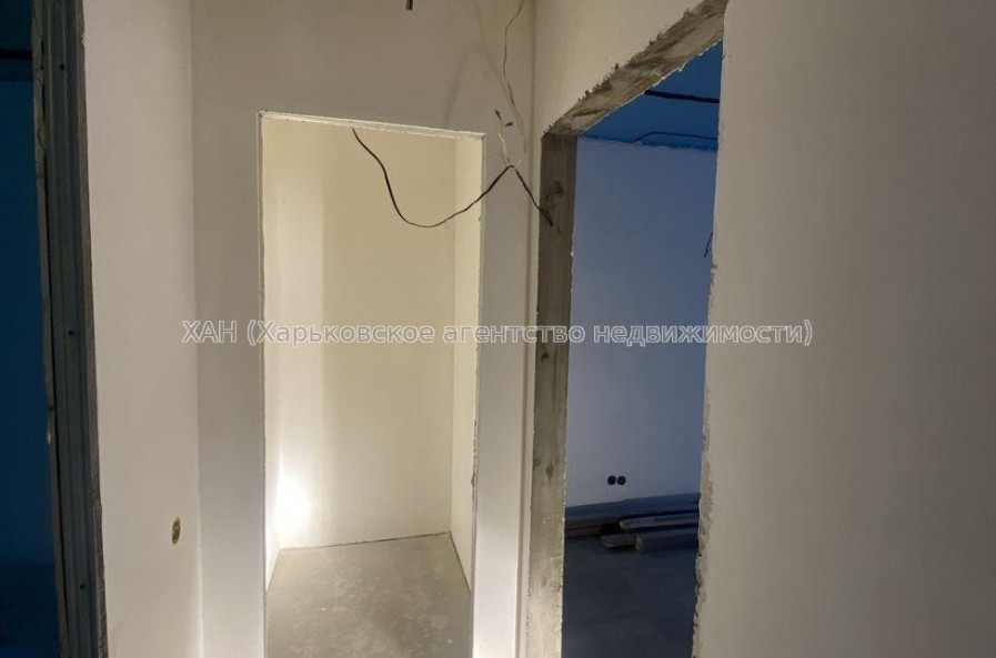 Продам квартиру, Бучмы ул. , 2 кім., 43 м², капитальный ремонт 