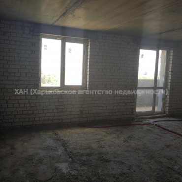 Продам квартиру, Героев Харькова просп. , 1 кім., 49 м², без внутренних работ 