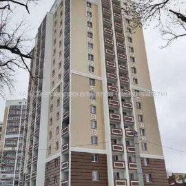 Продам квартиру, Героев Харькова просп. , 1  ком., 49 м², без внутренних работ