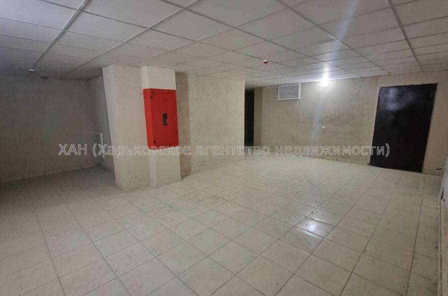 Продам квартиру, Героев Харькова просп. , 1 кім., 49 м², без внутренних работ 