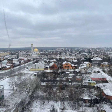 Продам квартиру, Холодногорская ул. , 3  ком., 95 м², частичный ремонт 