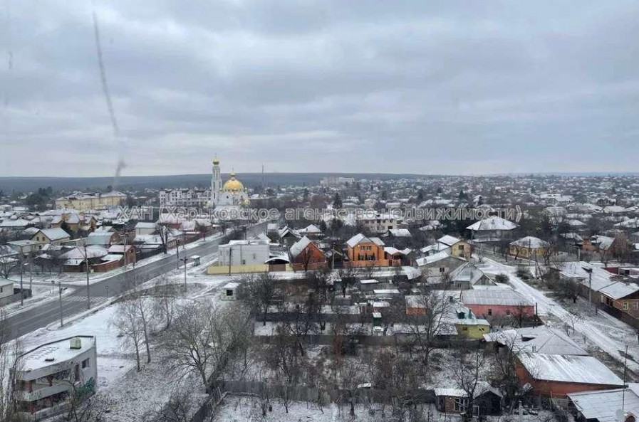 Продам квартиру, Холодногорская ул. , 3  ком., 95 м², частичный ремонт 