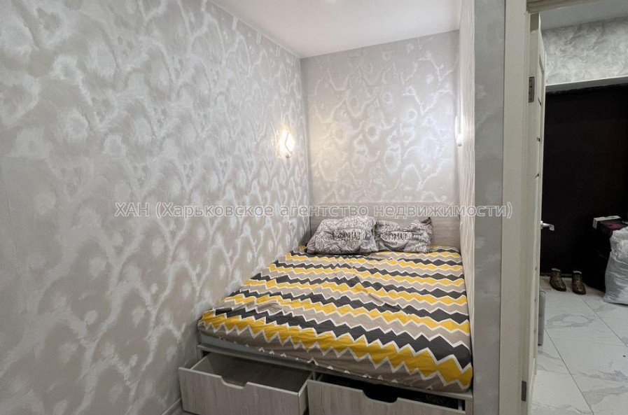 Продам квартиру, Шевченковский пер. , 1 кім., 33 м², евроремонт 