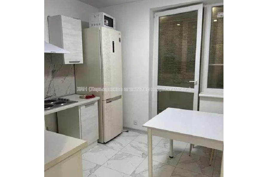 Продам квартиру, Шевченковский пер. , 1 кім., 33 м², евроремонт 