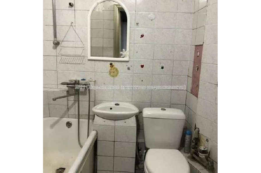 Продам квартиру, Гвардейцев Широнинцев ул. , 1  ком., 33 м², косметический ремонт 