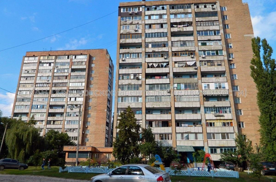 Продам квартиру, Власенко ул. , 2 кім., 61 м², советский ремонт 