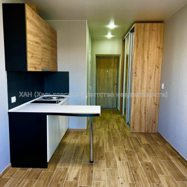 Продам квартиру, Веселая ул. , 1 кім., 20 м², евроремонт 