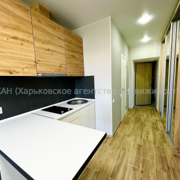 Продам квартиру, Веселая ул. , 1 кім., 20 м², евроремонт 