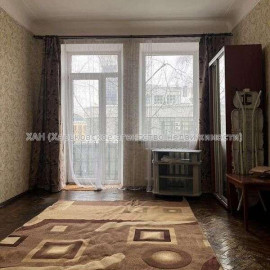 Продам квартиру, Евгения Котляра ул. , 1 кім., 40 м², косметический ремонт