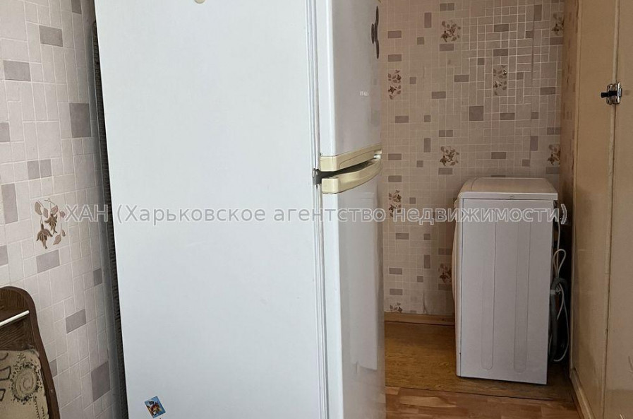 Продам квартиру, Владислава Зубенко ул. , 2  ком., 47 м², косметический ремонт 