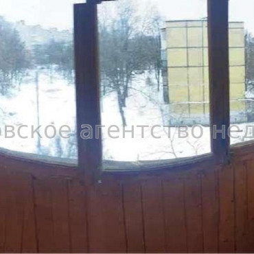 Продам квартиру, Непокоренных ул. , 2 кім., 44 м², косметический ремонт 