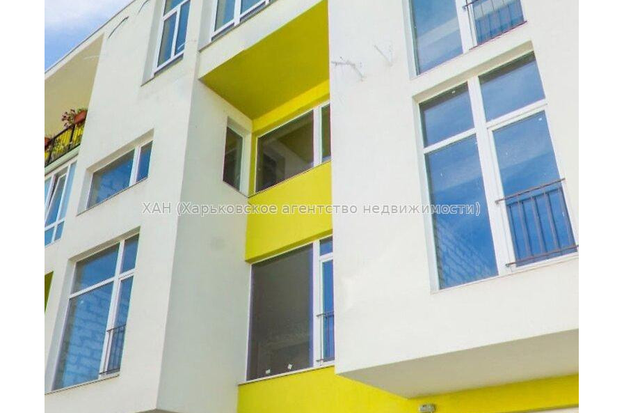 Продам квартиру, Липовая ул. , 3 кім., 72 м², без внутренних работ 