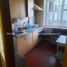 Продам квартиру, Героев Харькова просп. , 1 кім., 36 м², косметический ремонт