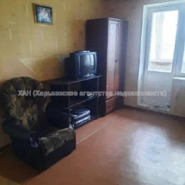 Продам квартиру, Героев Харькова просп. , 1 кім., 36 м², косметический ремонт