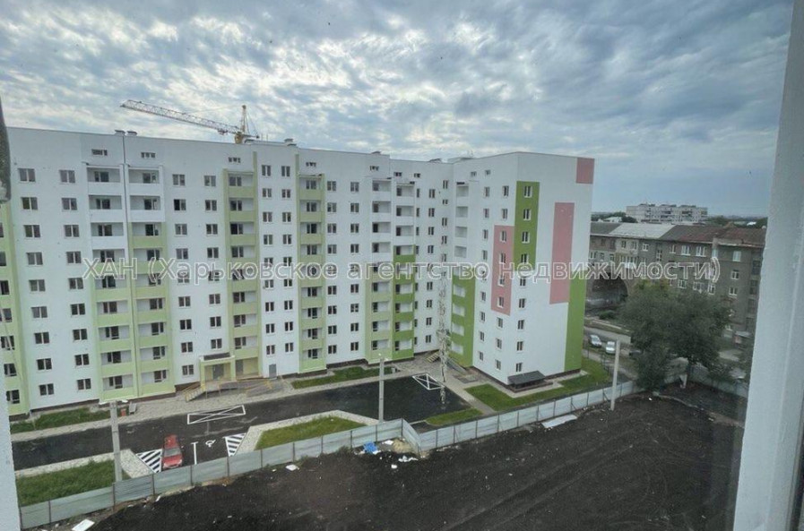 Продам квартиру, Мира ул. , 1 кім., 39 м², без внутренних работ 
