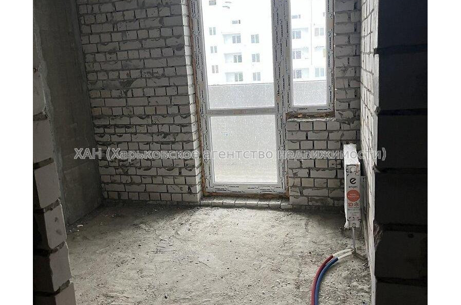 Продам квартиру, Мира ул. , 1 кім., 39 м², без внутренних работ 