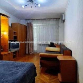 Продам квартиру, 23 Августа ул. , 1  ком., 36 м², капитальный ремонт