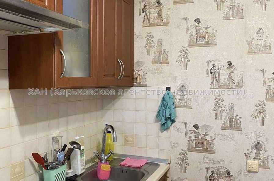 Продам квартиру, 23 Августа ул. , 1 кім., 36 м², капитальный ремонт 