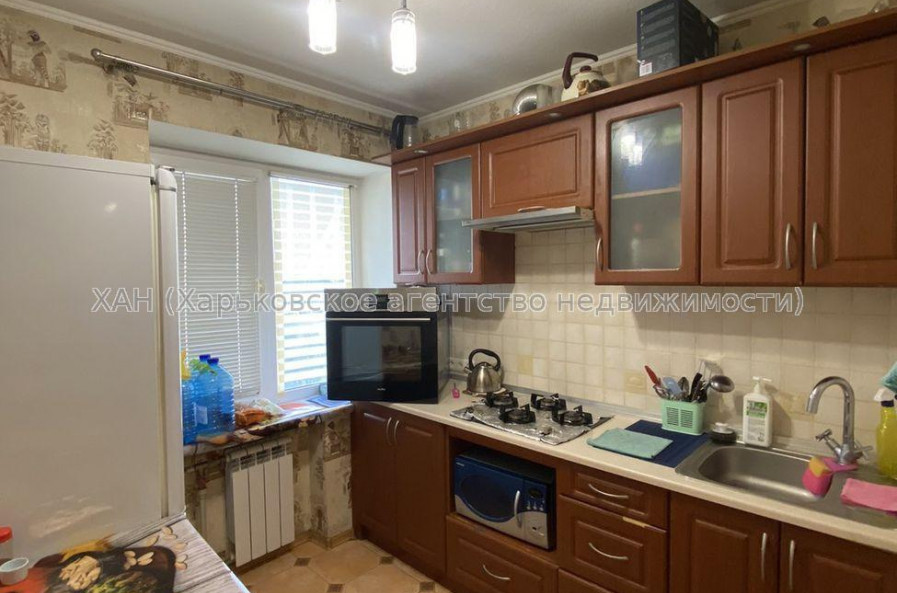 Продам квартиру, 23 Августа ул. , 1 кім., 36 м², капитальный ремонт 