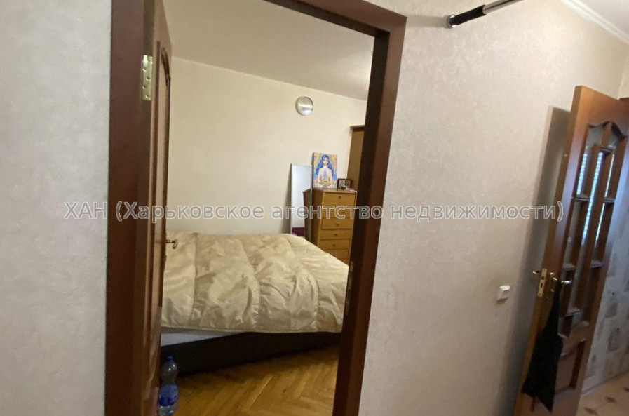 Продам квартиру, 23 Августа ул. , 1 кім., 36 м², капитальный ремонт 