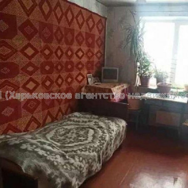 Продам квартиру, Владислава Зубенко ул. , 2  ком., 55 м², советский ремонт 