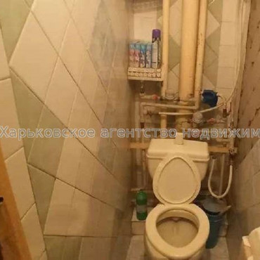 Продам квартиру, Владислава Зубенко ул. , 2  ком., 55 м², советский ремонт 