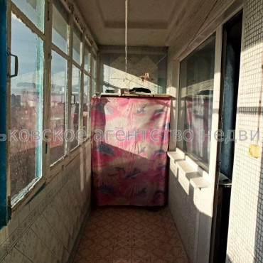 Продам квартиру, Владислава Зубенко ул. , 2  ком., 55 м², советский ремонт 