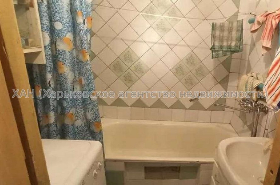 Продам квартиру, Владислава Зубенко ул. , 2  ком., 55 м², советский ремонт 