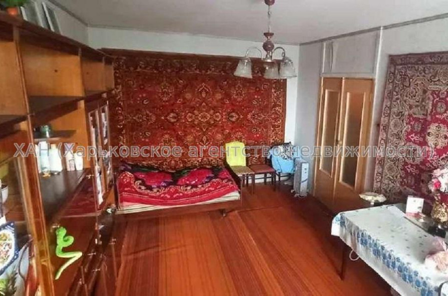Продам квартиру, Владислава Зубенко ул. , 2  ком., 55 м², советский ремонт 