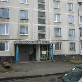 Продам квартиру, Салтовское шоссе , 1 кім., 35 м², советский ремонт