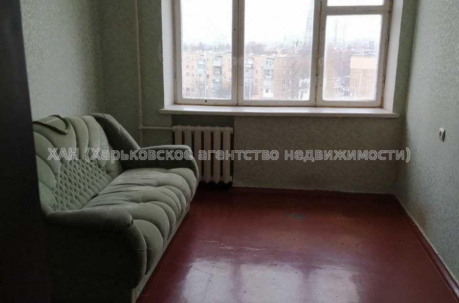 Продам квартиру, Ферганская ул. , 3 кім., 65 м², советский ремонт 