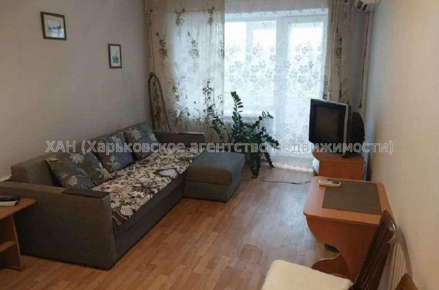 Продам квартиру, Науки просп. , д. 66 , 2  ком., 45 м², капитальный ремонт 