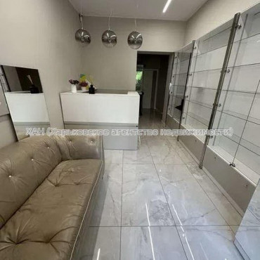 Продам нежитлову нерухомість, объект сервиса , 115 м², капитальный ремонт 