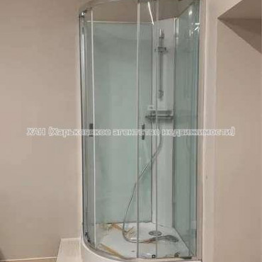 Продам нежитлову нерухомість, объект сервиса , 115 м², капитальный ремонт 