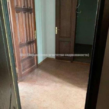 Продам нежилую недвижимость, офисное помещение , 3  ком., 135 м², косметический ремонт 