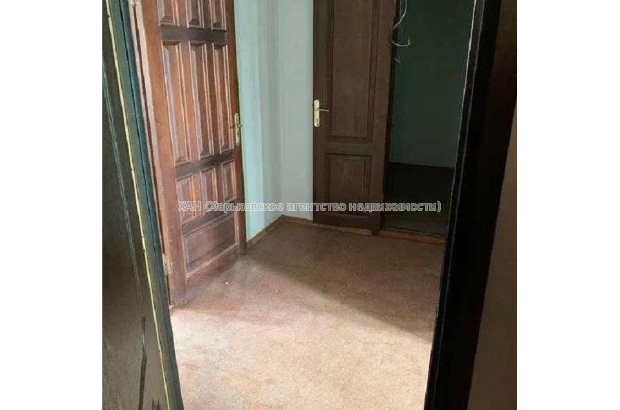 Продам нежилую недвижимость, офисное помещение , 3  ком., 135 м², косметический ремонт 